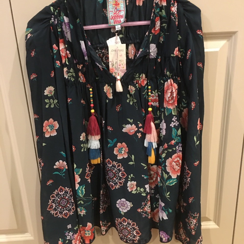 SOLD Johnny Was Acton Drape Tunic size large